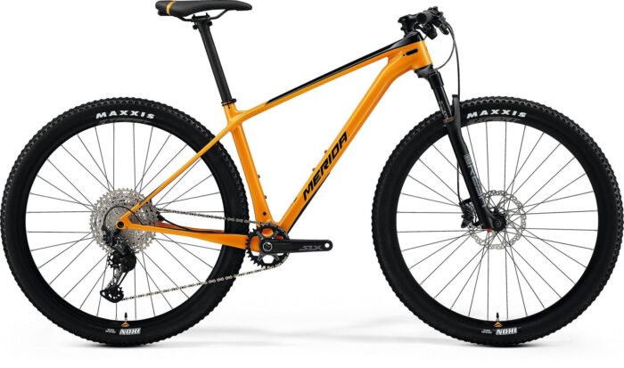 merida-big-nine-5000-blackorange-bumsonthesaddle.jpg